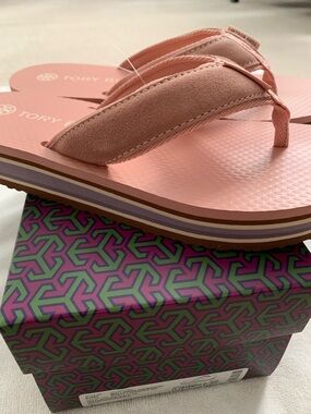 Tory Burch 70s Suede Flatform Flip Flop. Dusty Lavender NWT